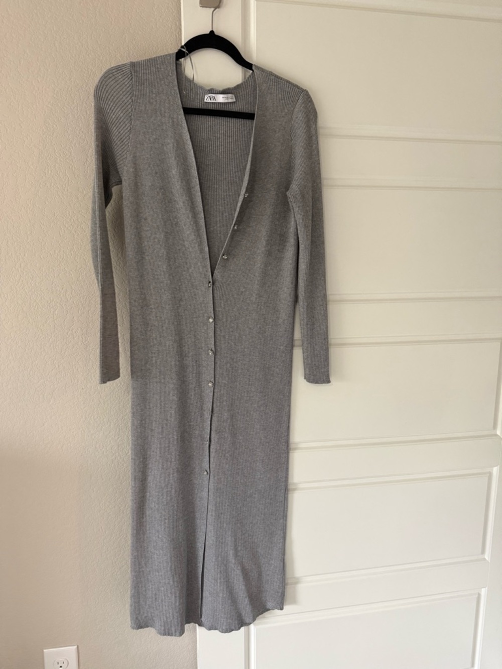 Zara Ribbed Light Gray Knit Top
